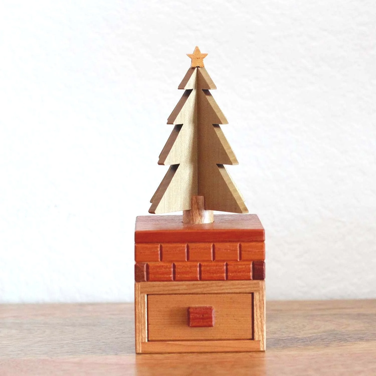 one, two, TREE — Boxes and Booze